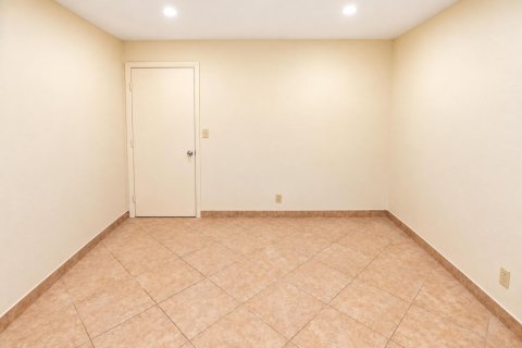 Appartement à louer à Deerfield Beach, Floride: 3 chambres, 107.49 m2 № 2437770 - photo 20