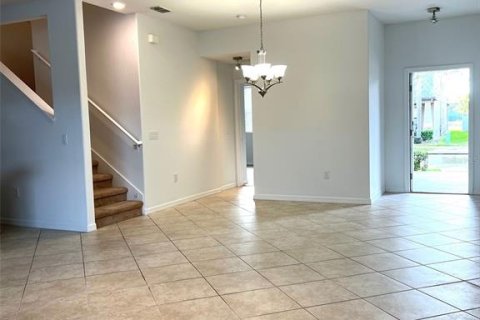 Adosado en alquiler en Windermere, Florida, 4 dormitorios, 185.53 m2 № 1903093 - foto 3