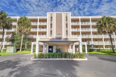 Copropriété à louer à Coral Springs, Floride: 2 chambres, 91.97 m2 № 1813868 - photo 2