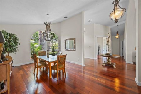 Casa en venta en Orlando, Florida, 4 dormitorios, 271.27 m2 № 1810572 - foto 4