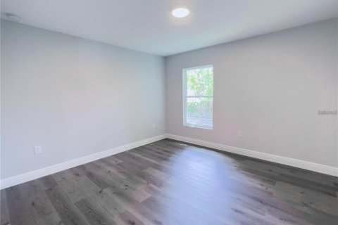 Villa ou maison à louer à Ocala, Floride: 3 chambres, 117.8 m2 № 2353308 - photo 4