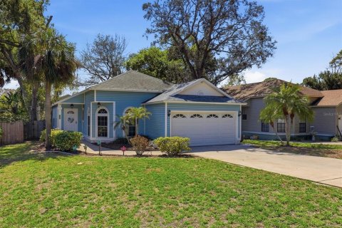 Casa en venta en Tarpon Springs, Florida, 3 dormitorios, 130.25 m2 № 2101574 - foto 2