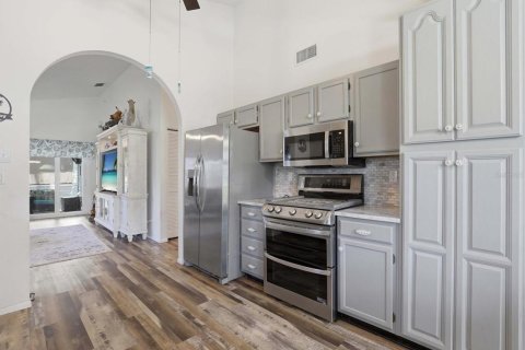 Casa en venta en Tarpon Springs, Florida, 3 dormitorios, 130.25 m2 № 2101574 - foto 12