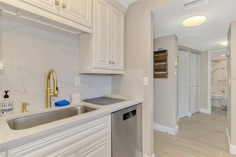 Copropriété à vendre à Sarasota, Floride: 1 chambre, 69.77 m2 № 2203167 - photo 26
