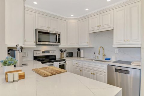 Copropriété à vendre à Sarasota, Floride: 1 chambre, 69.77 m2 № 2203167 - photo 23
