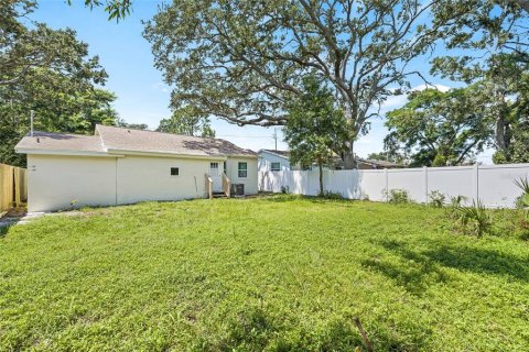 Villa ou maison à vendre à Clearwater, Floride: 2 chambres, 106.84 m2 № 1917832 - photo 29