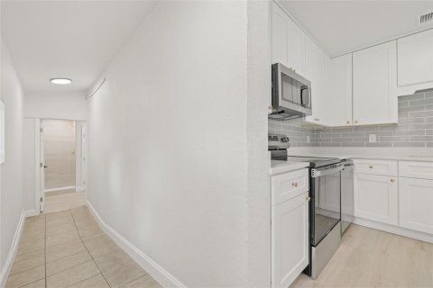 Villa ou maison à vendre à Clearwater, Floride: 2 chambres, 106.84 m2 № 1917832 - photo 22