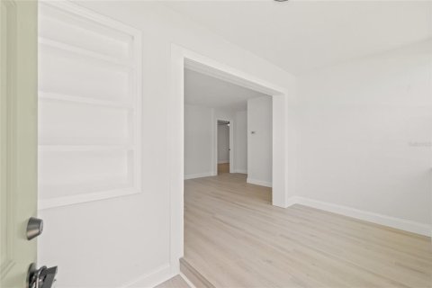 Villa ou maison à vendre à Clearwater, Floride: 2 chambres, 106.84 m2 № 1917832 - photo 2