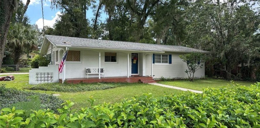 Casa en Ocala, Florida 3 dormitorios, 159.42 m2 № 1909056
