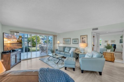 Copropriété à vendre à Holmes Beach, Floride: 2 chambres, 109.53 m2 № 2100573 - photo 14