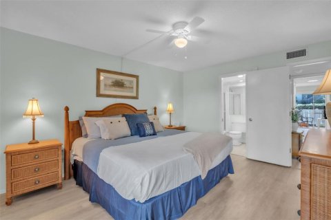 Copropriété à vendre à Holmes Beach, Floride: 2 chambres, 109.53 m2 № 2100573 - photo 26
