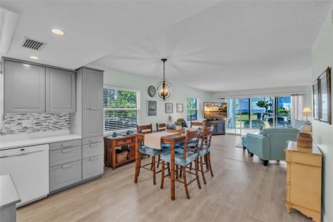 Copropriété à vendre à Holmes Beach, Floride: 2 chambres, 109.53 m2 № 2100573 - photo 4