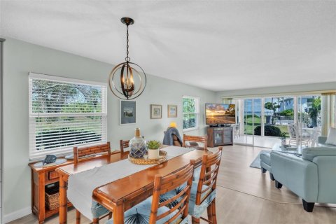 Copropriété à vendre à Holmes Beach, Floride: 2 chambres, 109.53 m2 № 2100573 - photo 12