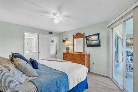 Copropriété à vendre à Holmes Beach, Floride: 2 chambres, 109.53 m2 № 2100573 - photo 25
