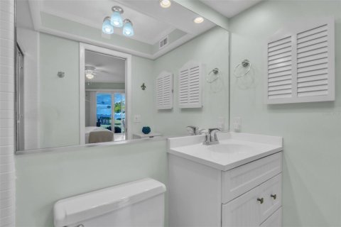 Copropriété à vendre à Holmes Beach, Floride: 2 chambres, 109.53 m2 № 2100573 - photo 28