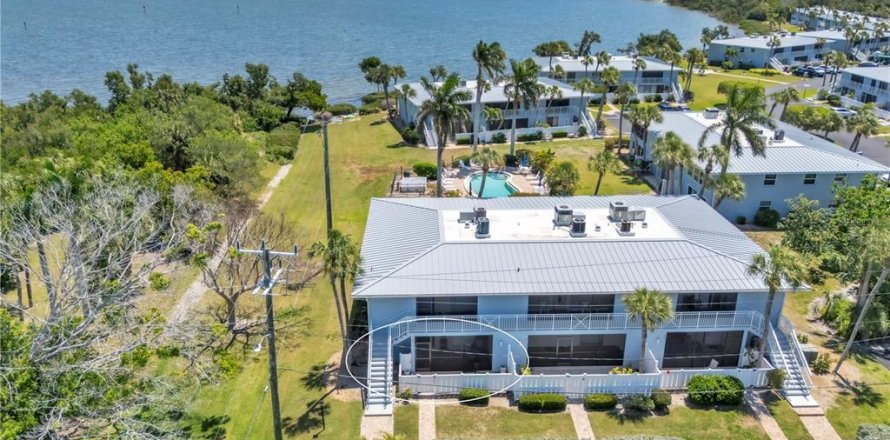 Condo à Holmes Beach, Floride, 2 chambres  № 2100573