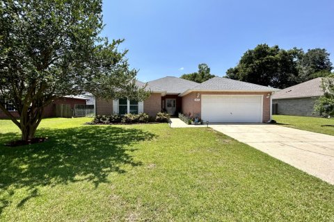 Villa ou maison à vendre à Pace, Floride: 3 chambres, 193.33 m2 № 561898 - photo 1