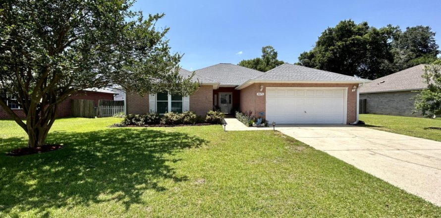 Villa ou maison à Pace, Floride 3 chambres, 193.33 m2 № 561898
