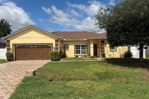 Casa en Kissimmee, Florida 3 dormitorios, 160.81 m2 № 2386021