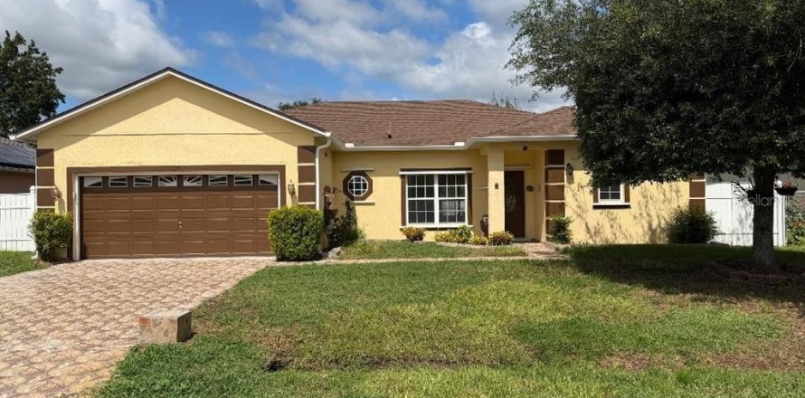 Casa en Kissimmee, Florida 3 dormitorios, 160.81 m2 № 2386021