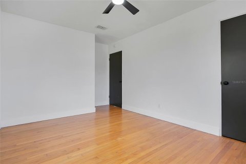 Villa ou maison à vendre à Orlando, Floride: 5 chambres, 133.31 m2 № 2156163 - photo 25