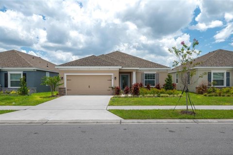 House in Lake Alfred, Florida 3 bedrooms, 154.5 sq.m. № 1858415 - photo 1