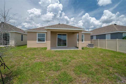 House in Lake Alfred, Florida 3 bedrooms, 154.5 sq.m. № 1858415 - photo 3
