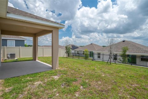 House in Lake Alfred, Florida 3 bedrooms, 154.5 sq.m. № 1858415 - photo 2