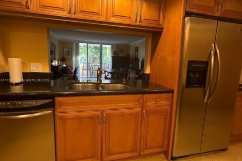 Copropriété à louer à Hillsboro Beach, Floride: 1 chambre, 87.33 m2 № 1985071 - photo 4