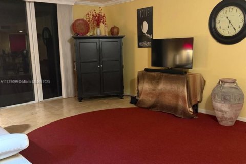 Copropriété à louer à Hillsboro Beach, Floride: 1 chambre, 87.33 m2 № 1985071 - photo 2