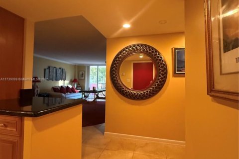 Copropriété à louer à Hillsboro Beach, Floride: 1 chambre, 87.33 m2 № 1985071 - photo 7