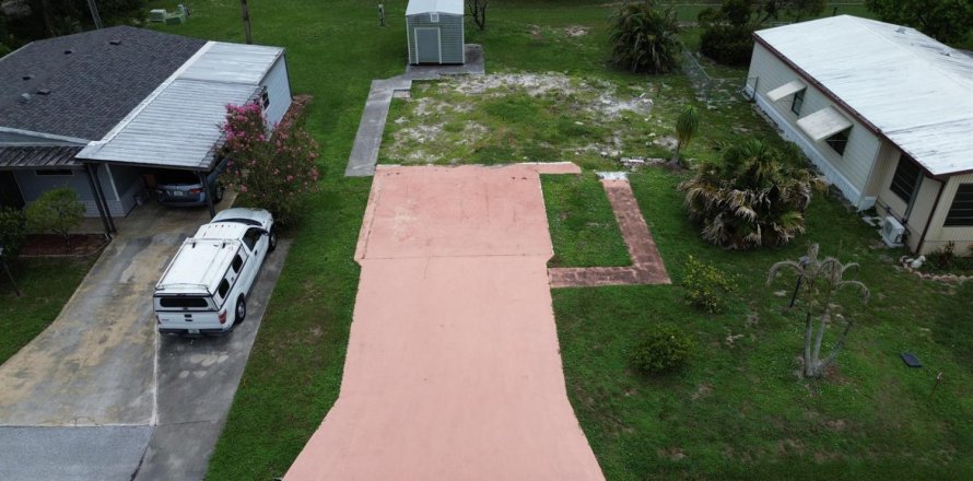 Immobilier commercial à Stuart, Floride № 2261228