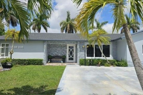 Купить виллу или дом в Майами, Флорида 3 спальни, 158.77м2, № 1961343 - фото 23