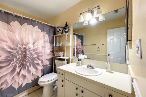 Купить виллу или дом в Майами, Флорида 3 спальни, 158.77м2, № 1961343 - фото 8