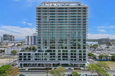 Снять в аренду кондоминиум в Майами-Бич, Флорида 1 спальня, 59.36м2, № 1954086 - фото 20
