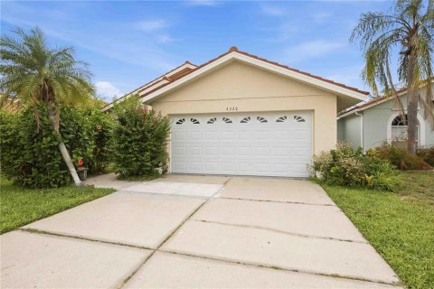 Villa ou maison à vendre à Sarasota, Floride: 3 chambres, 166.02 m2 № 2227148 - photo 2