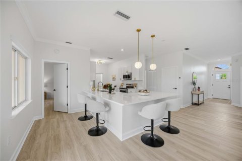 Villa ou maison à vendre à Sarasota, Floride: 3 chambres, 166.02 m2 № 2227148 - photo 18