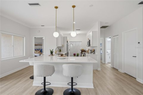 Villa ou maison à vendre à Sarasota, Floride: 3 chambres, 166.02 m2 № 2227148 - photo 21