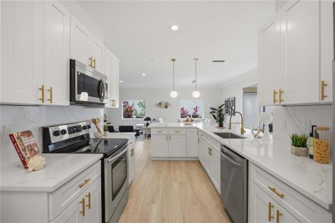 Villa ou maison à vendre à Sarasota, Floride: 3 chambres, 166.02 m2 № 2227148 - photo 26
