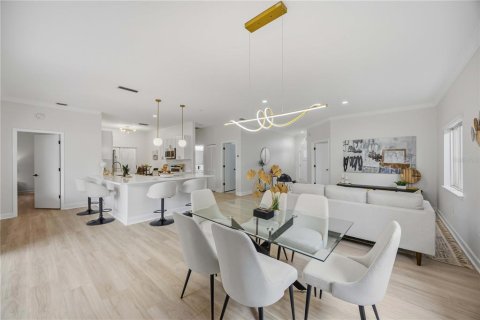 Villa ou maison à vendre à Sarasota, Floride: 3 chambres, 166.02 m2 № 2227148 - photo 16