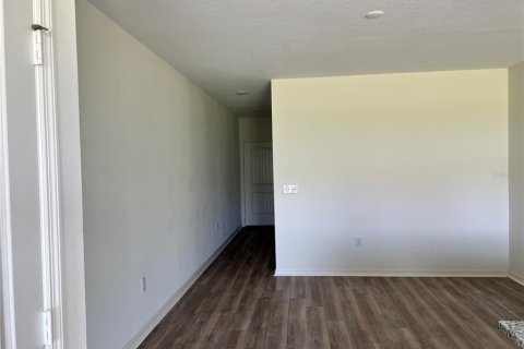 Townhouse in Davenport, Florida 3 bedrooms, 133.31 sq.m. № 2424238 - photo 15