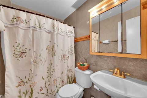Купить кондоминиум в Санрайз, Флорида 3 комнаты, 55.74м2, № 2193309 - фото 15