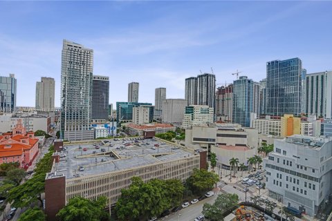 Купить кондоминиум в Майами, Флорида 1 спальня, 48.4м2, № 1956984 - фото 12