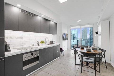 Купить кондоминиум в Майами, Флорида 1 спальня, 48.4м2, № 1956984 - фото 9