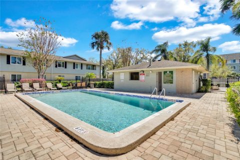 Condominio en alquiler en Brandon, Florida, 2 dormitorios, 85.28 m2 № 1801767 - foto 5