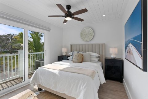 Casa en venta en Bradenton Beach, Florida, 5 dormitorios, 259.75 m2 № 2323040 - foto 19