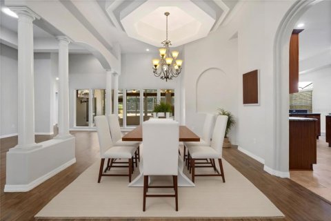 House in Orlando, Florida 3 bedrooms, 278.34 sq.m. № 1805014 - photo 13