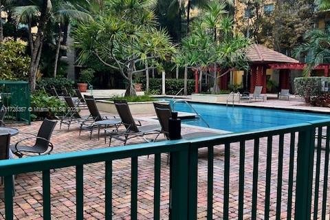 Condominio en venta en South Miami, Florida, 2 dormitorios, 92.34 m2 № 1702968 - foto 16