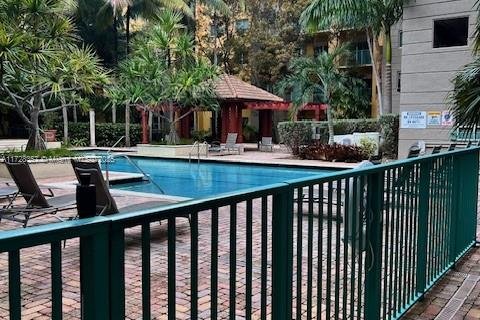 Condominio en venta en South Miami, Florida, 2 dormitorios, 92.34 m2 № 1702968 - foto 15