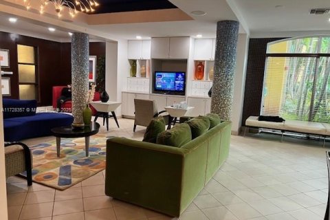 Condominio en venta en South Miami, Florida, 2 dormitorios, 92.34 m2 № 1702968 - foto 21